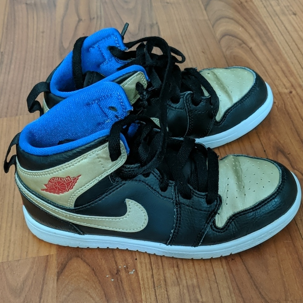 Air Jordan Nike boys 1